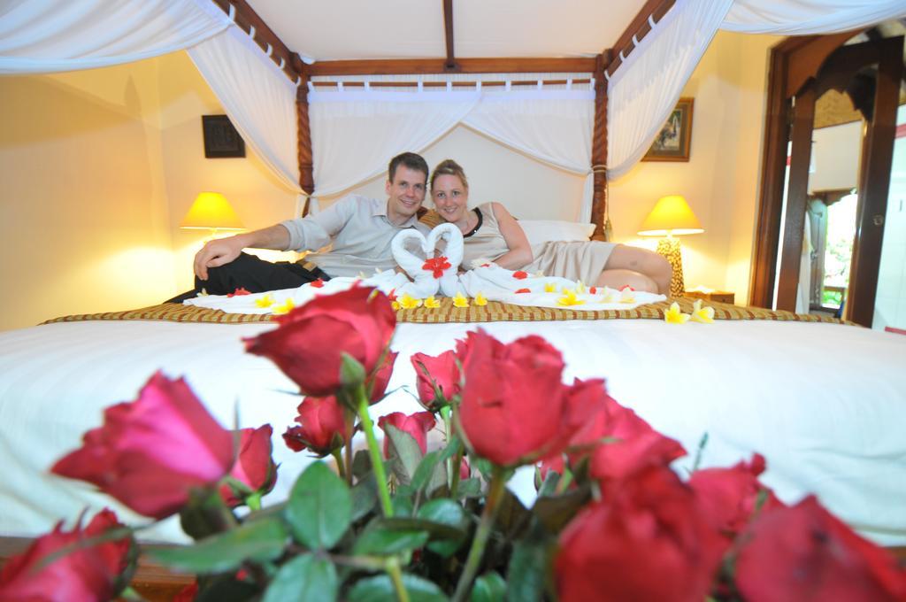Tirta Ayu Hotel And Restaurant Karangasem Exterior foto