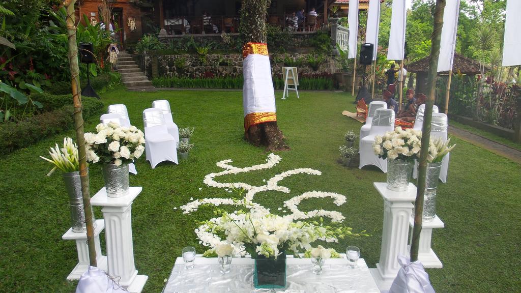 Tirta Ayu Hotel And Restaurant Karangasem Exterior foto