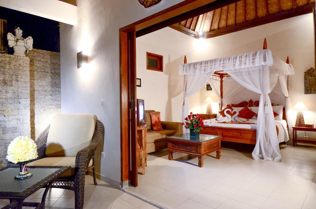 Tirta Ayu Hotel And Restaurant Karangasem Exterior foto