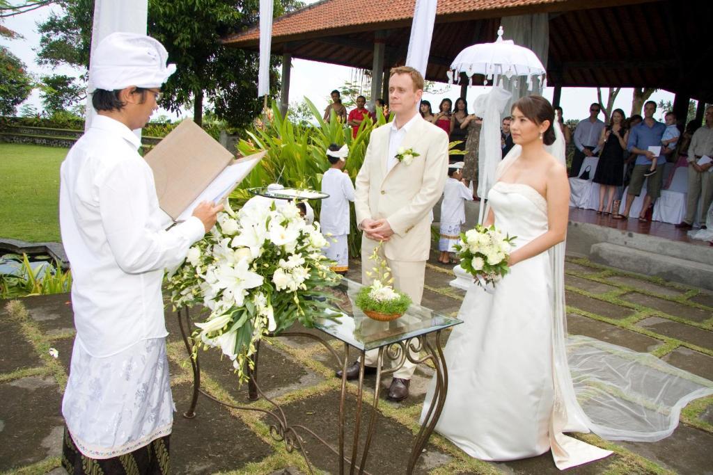 Tirta Ayu Hotel And Restaurant Karangasem Exterior foto